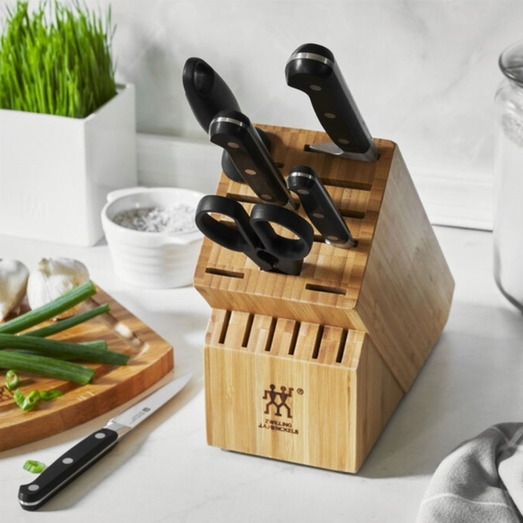 ZWILLING J.A. Henckels Professional S7-pc, Knife Block Set, Natural - Picture 10 of 16